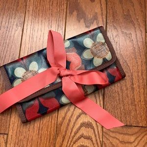 Colorful, floral Fossil Wallet